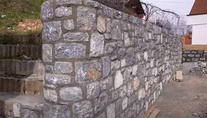 how-to-build-a-stone-retaining-wall